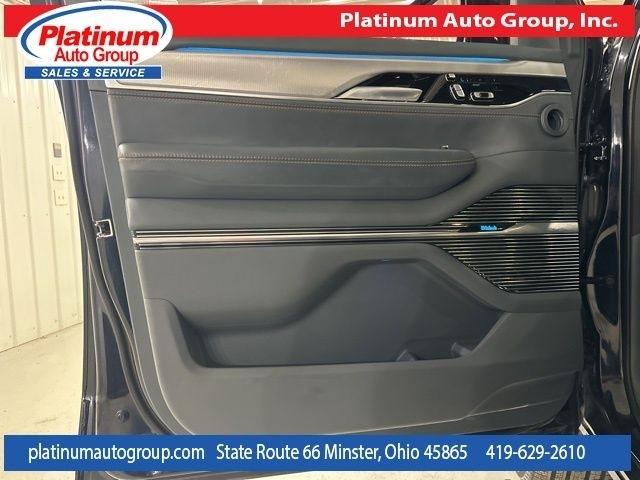 Jeep Grand Wagoneer L  2023