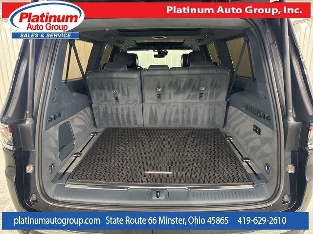 Jeep Grand Wagoneer L  2023