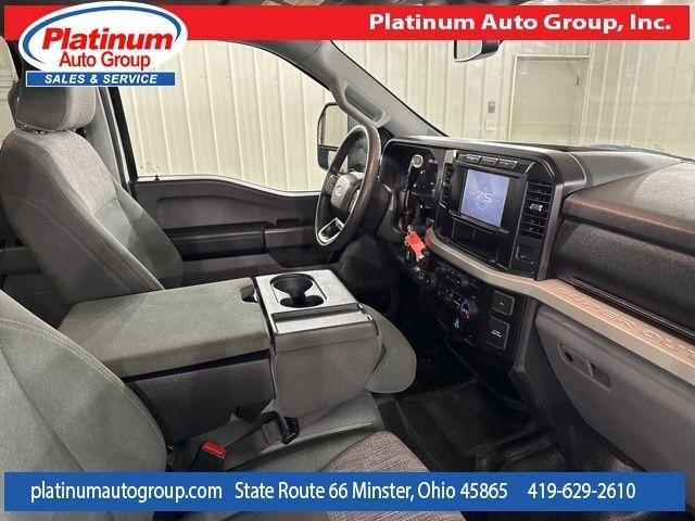 Ford Super Duty F-250 SRW  2023