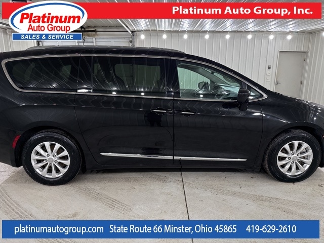 Chrysler Pacifica  2018