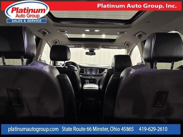 Buick Enclave  2021