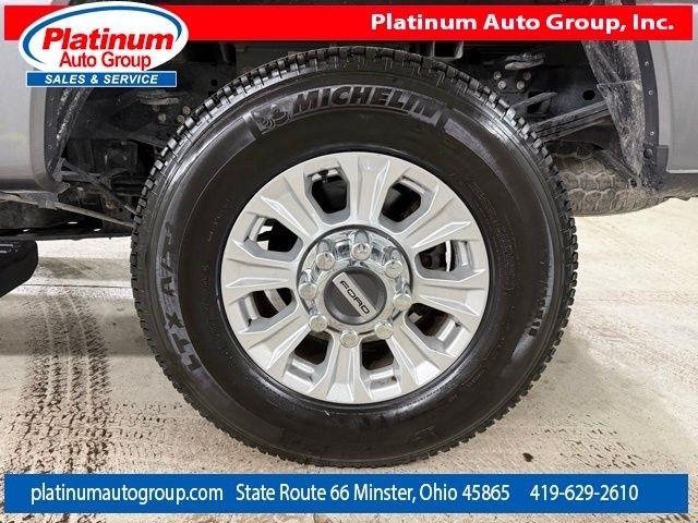 Ford Super Duty F-350 SRW  2022