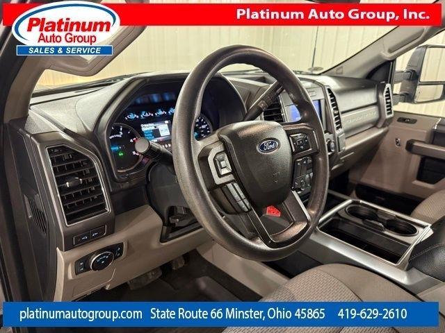 Ford Super Duty F-350 SRW  2022