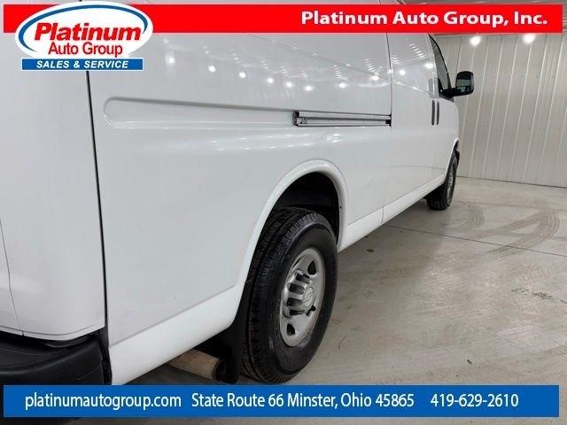 Chevrolet Express Cargo Van  2017