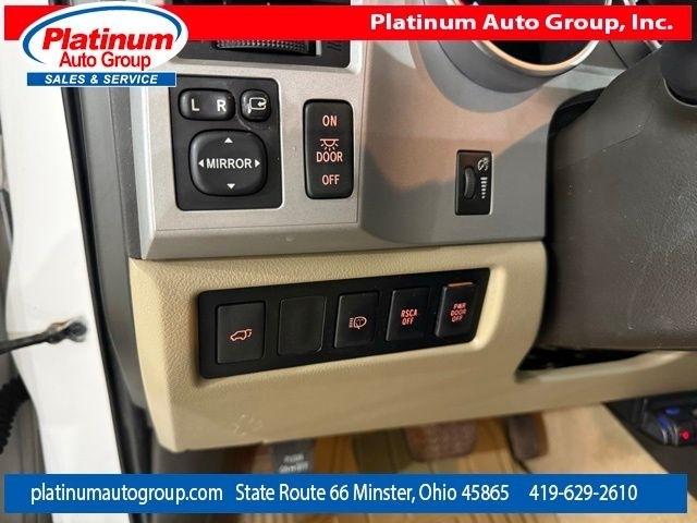 Toyota Sequoia  2008