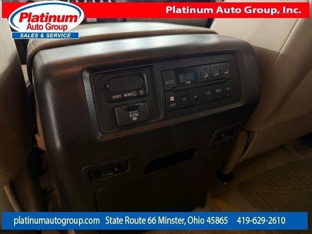 Toyota Sequoia  2008