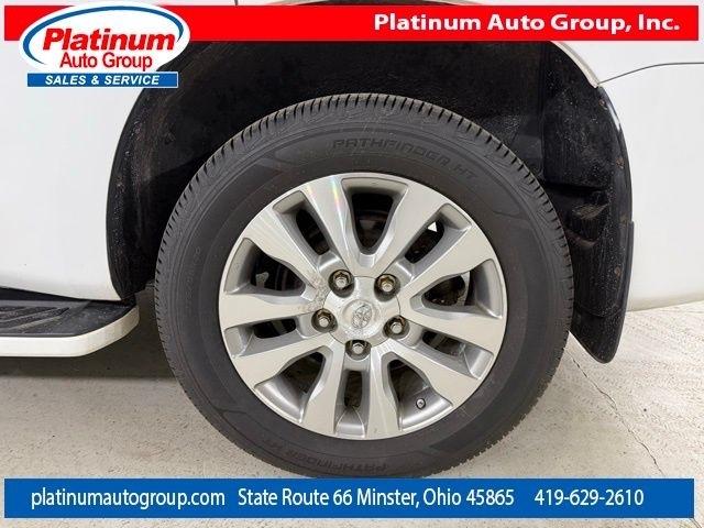 Toyota Sequoia  2008