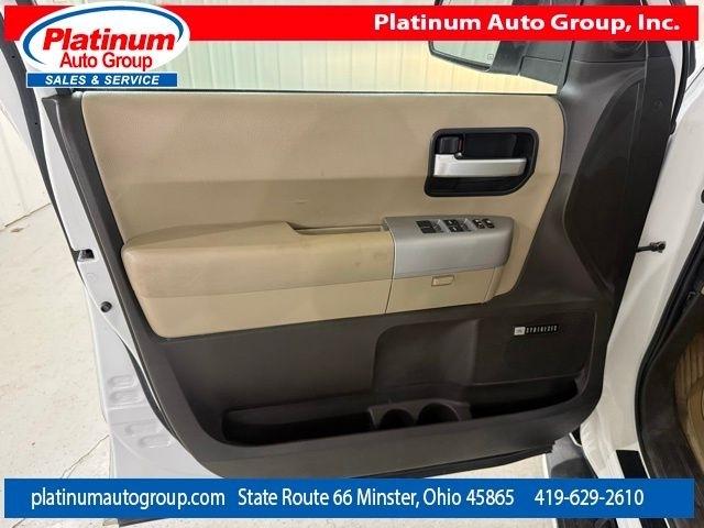 Toyota Sequoia  2008