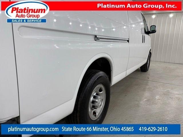 Chevrolet Express Cargo Van  2016