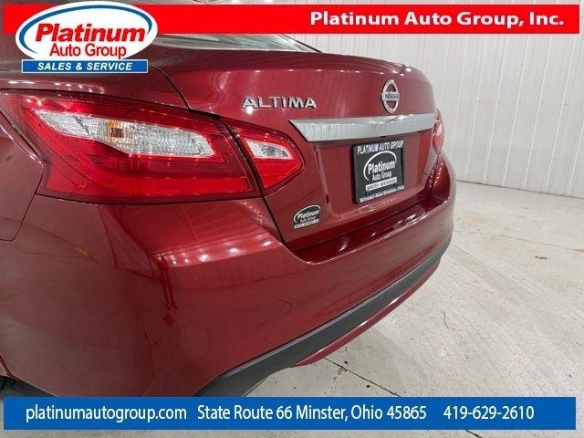 Nissan Altima  2016