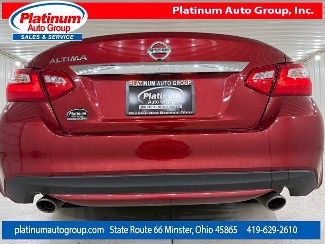 Nissan Altima  2016