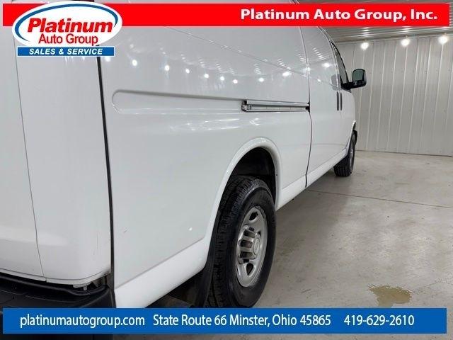 Chevrolet Express Cargo Van  2016