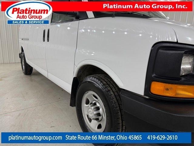 Chevrolet Express Cargo Van  2016