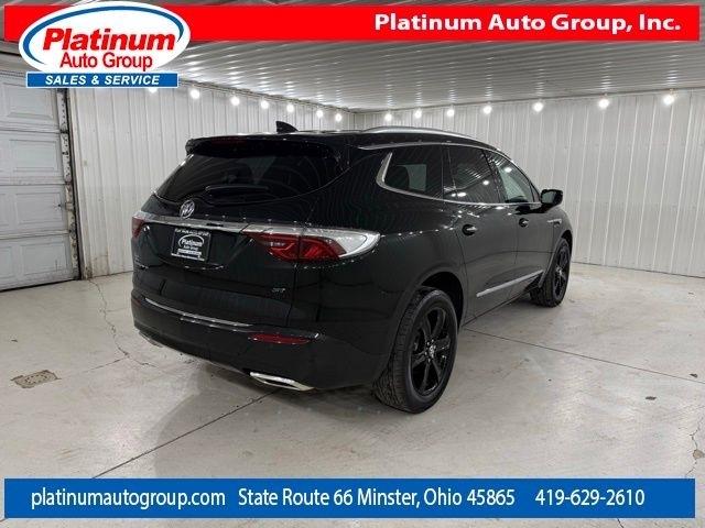 Buick Enclave  2023