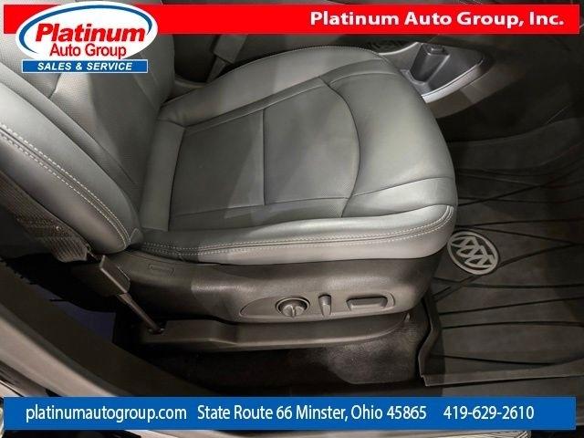 Buick Enclave  2023