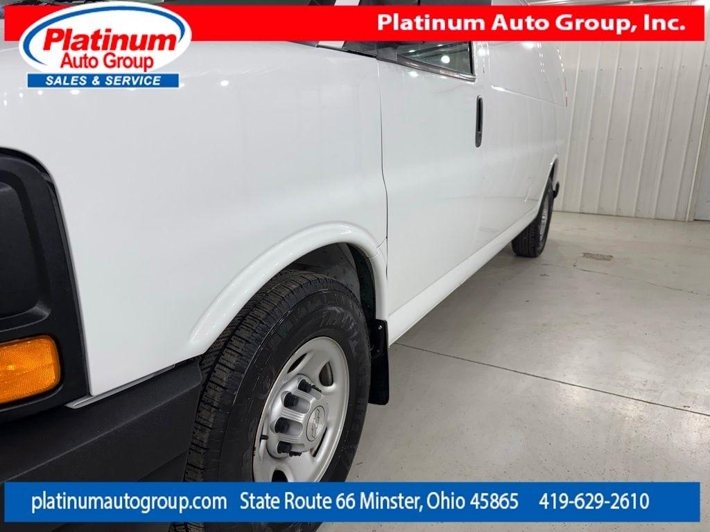 Chevrolet Express Cargo Van  2017