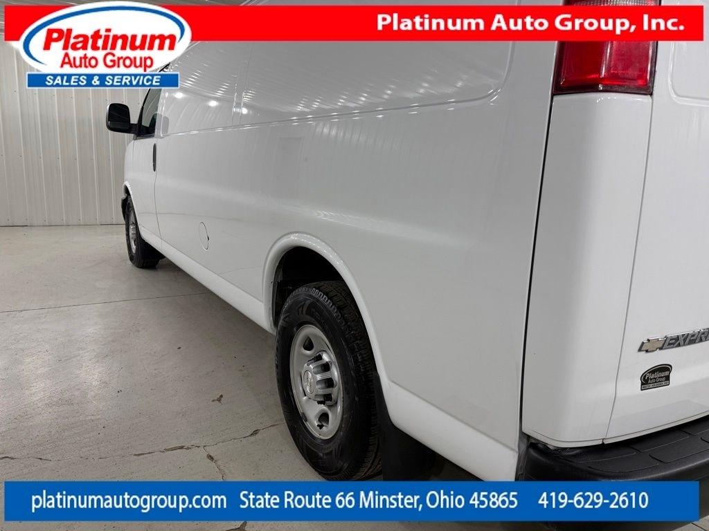 Chevrolet Express Cargo Van  2017