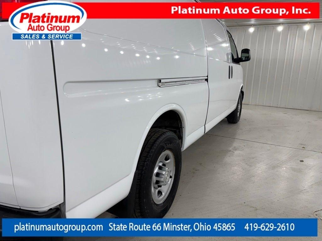Chevrolet Express Cargo Van  2017