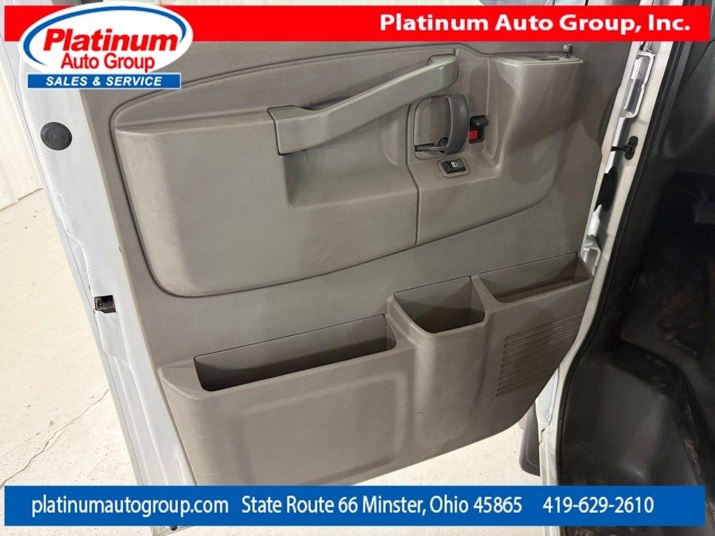 Chevrolet Express Cargo Van  2017