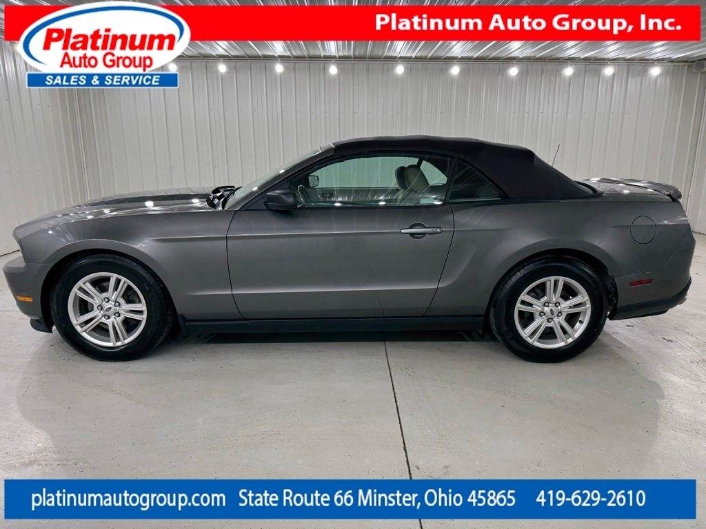Ford Mustang  2011