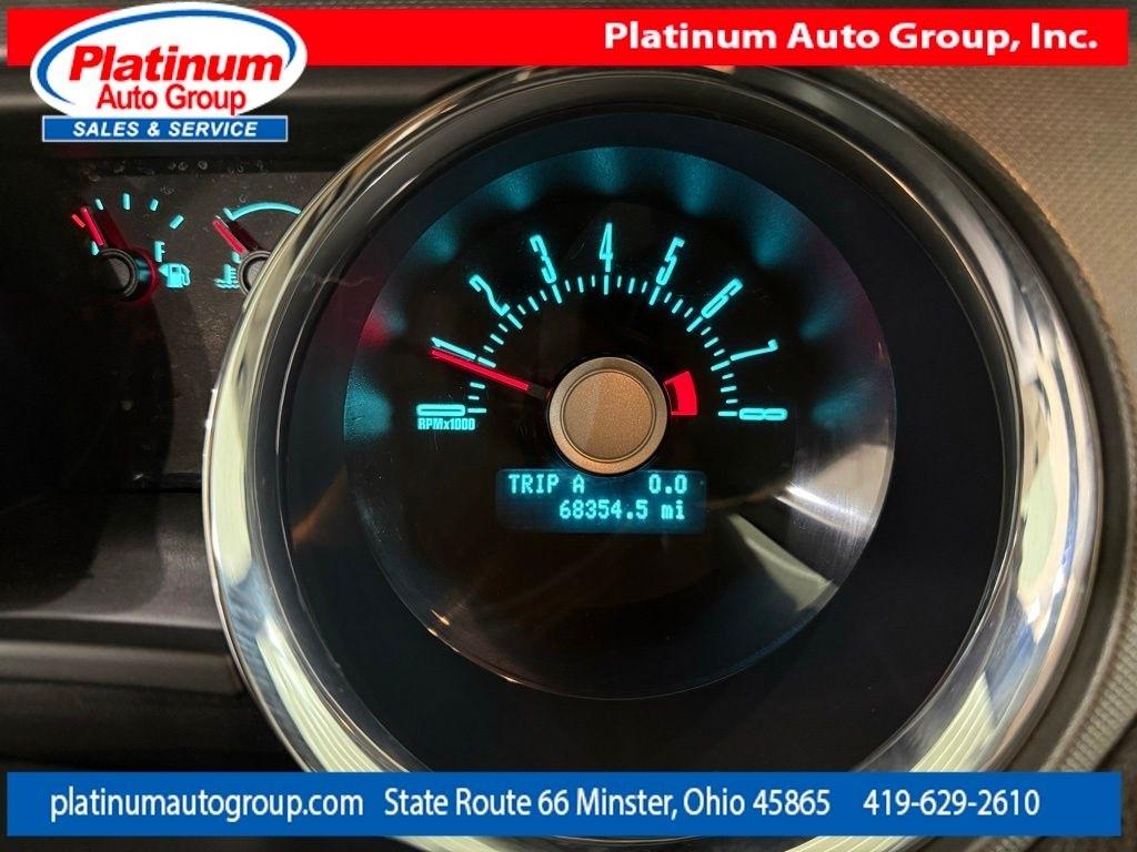 Ford Mustang  2011