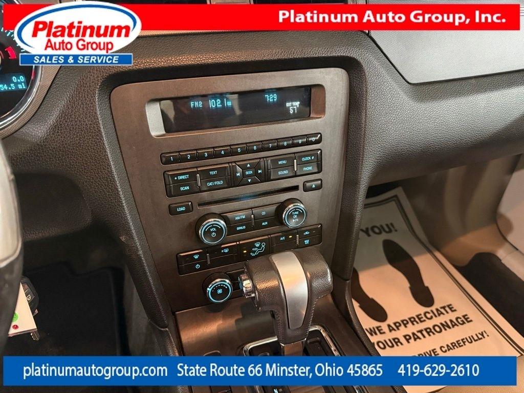 Ford Mustang  2011