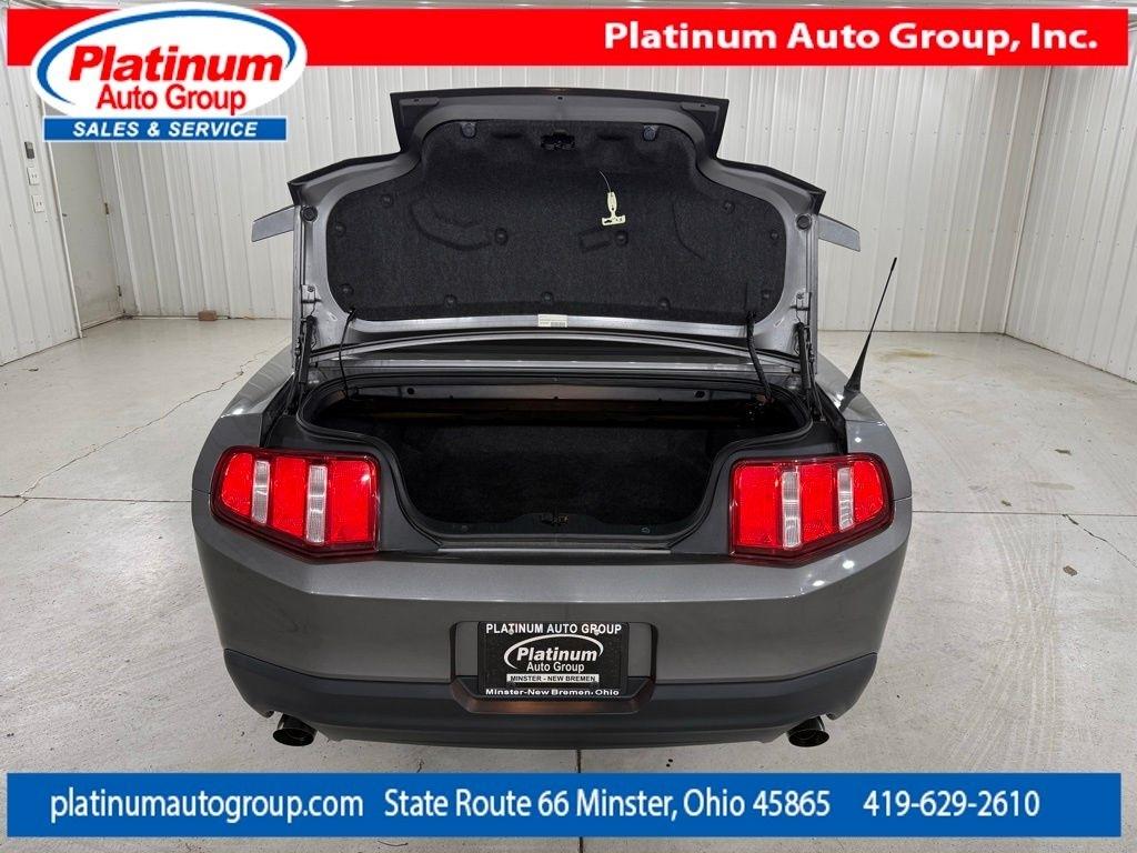 Ford Mustang  2011