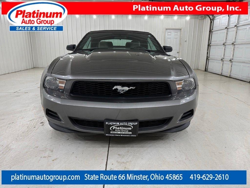Ford Mustang  2011