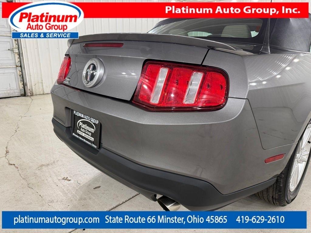 Ford Mustang  2011