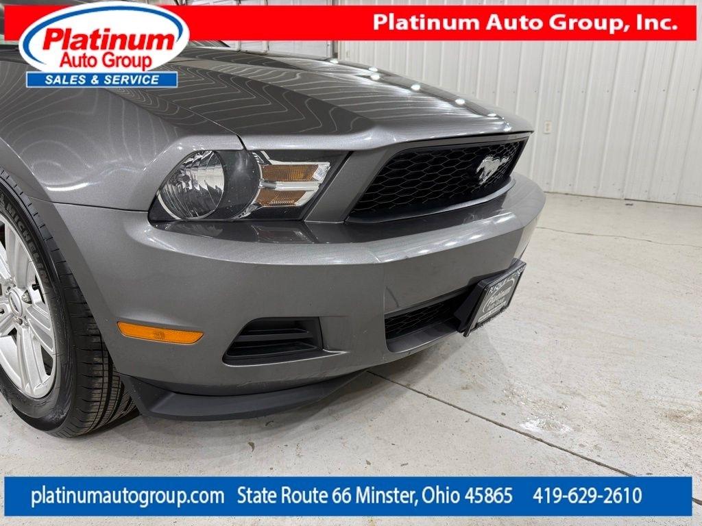 Ford Mustang  2011