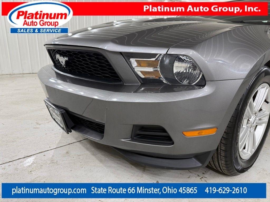Ford Mustang  2011