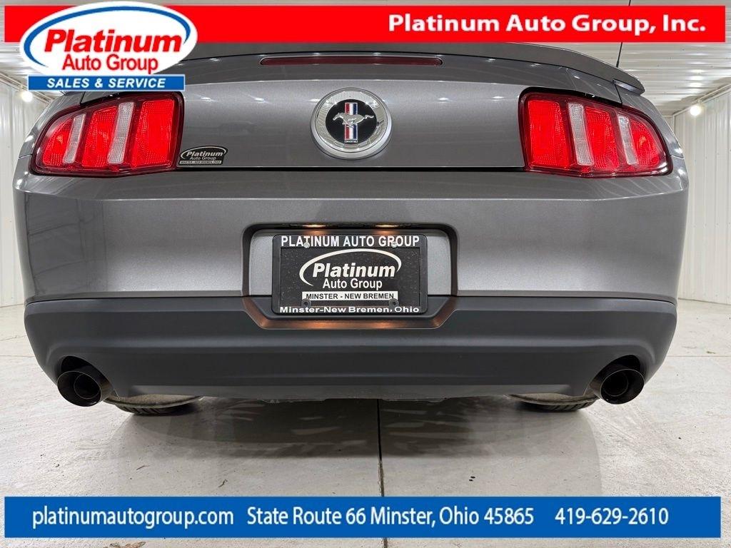 Ford Mustang  2011