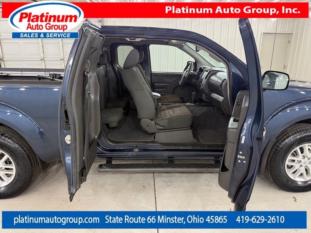 Nissan Frontier  2020