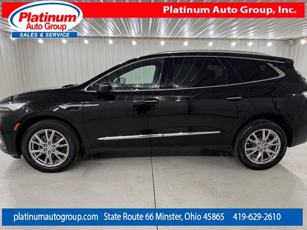 Buick Enclave  2023