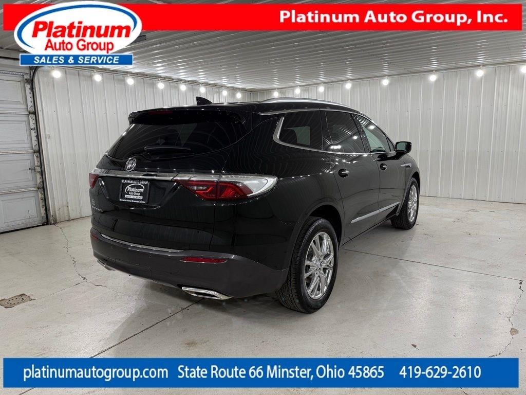 Buick Enclave  2023