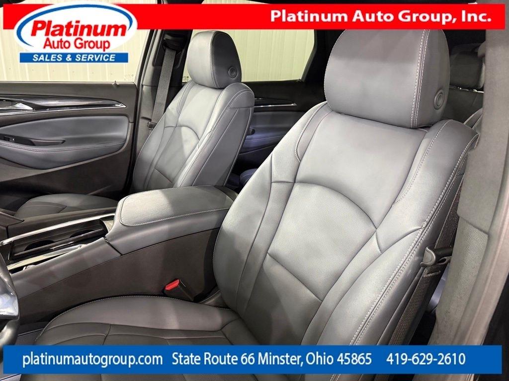 Buick Enclave  2023