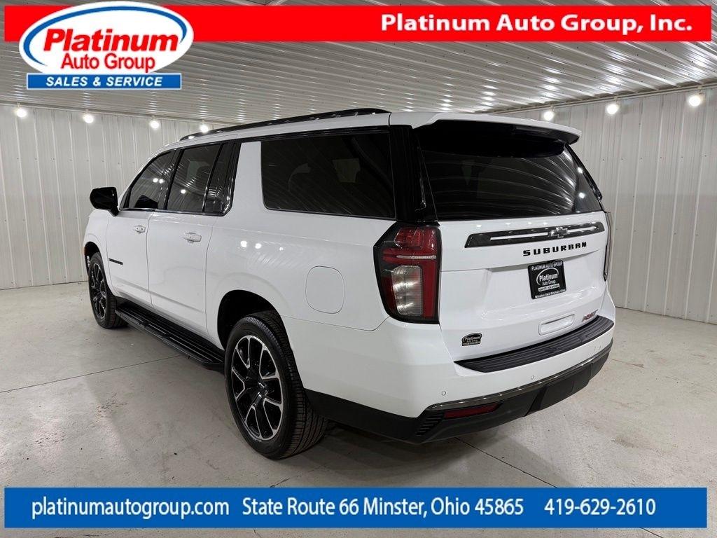 Chevrolet Suburban  2021
