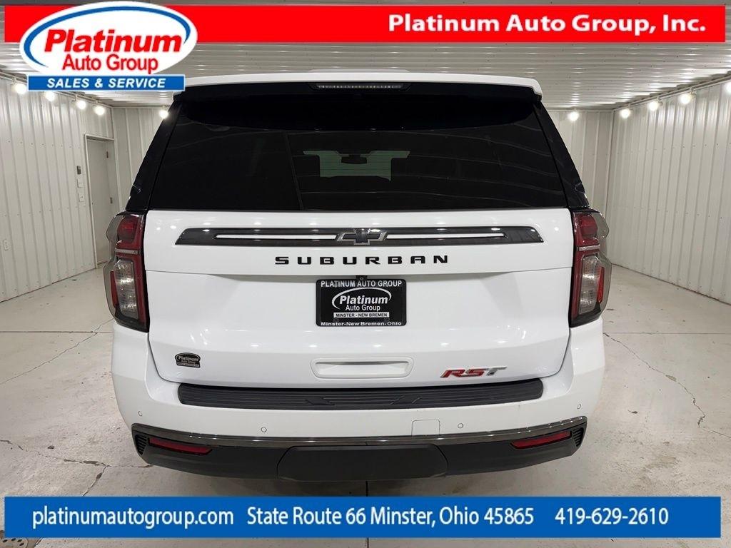 Chevrolet Suburban  2021