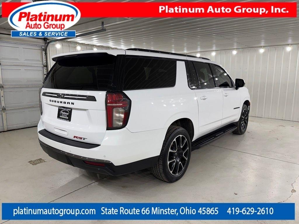 Chevrolet Suburban  2021