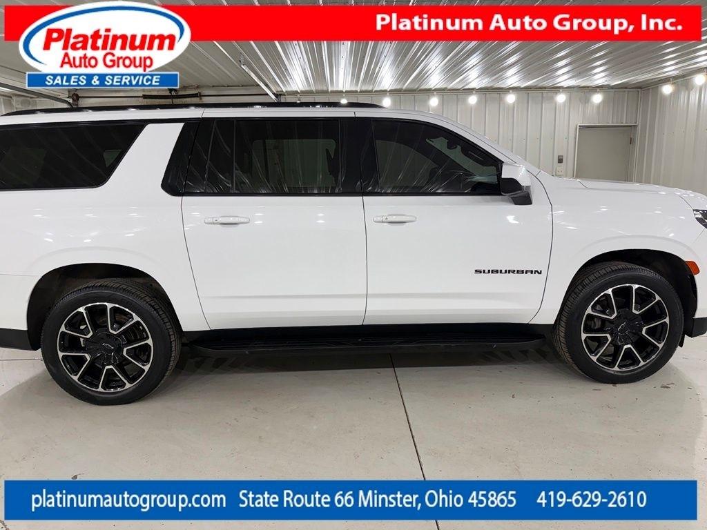 Chevrolet Suburban  2021