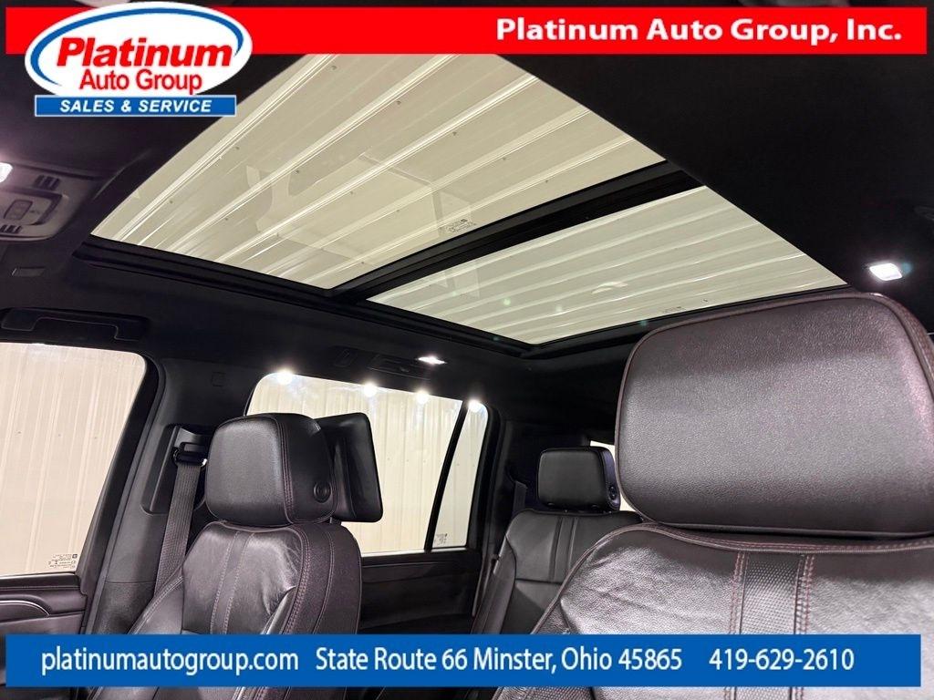 Chevrolet Suburban  2021