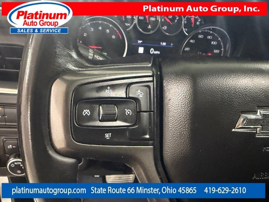 Chevrolet Suburban  2021