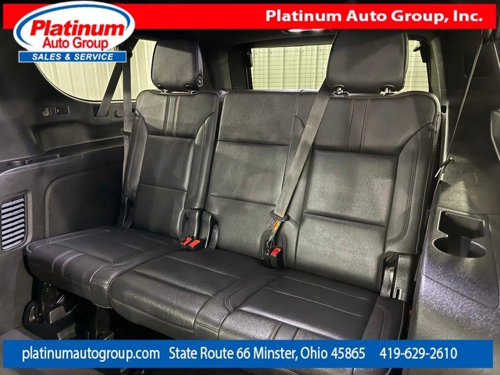 Chevrolet Suburban  2021