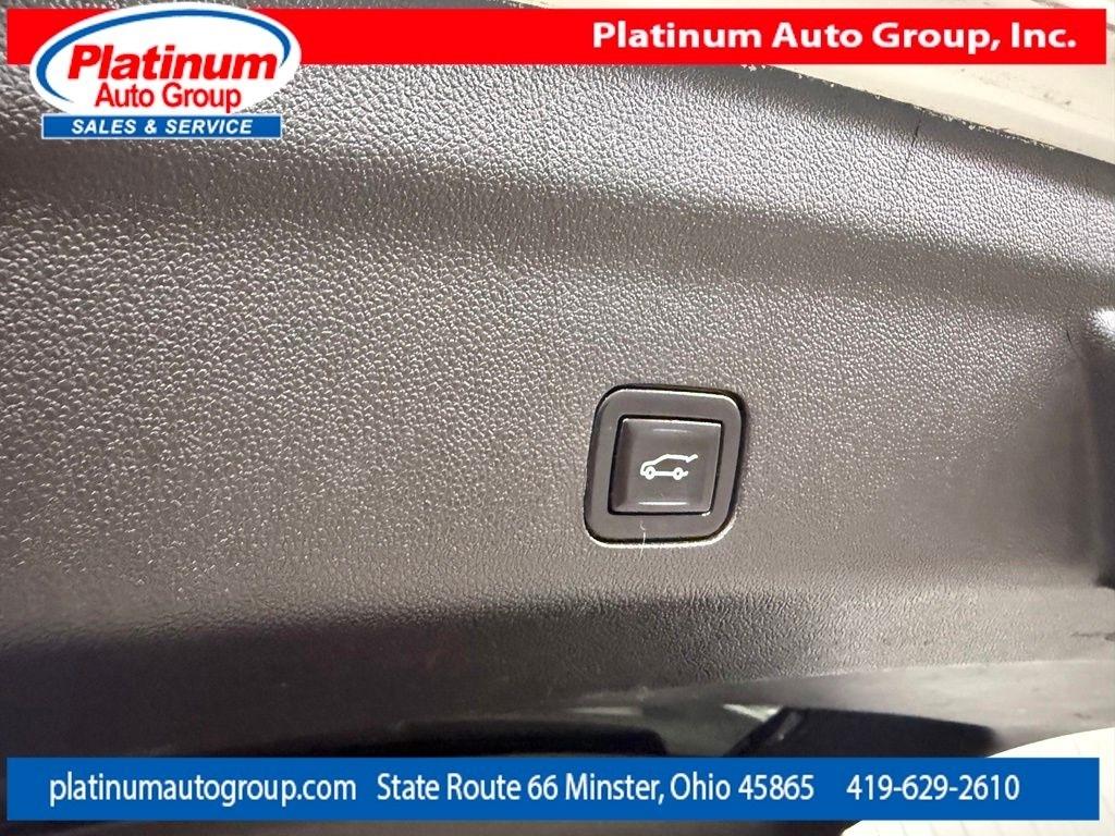 Chevrolet Suburban  2021