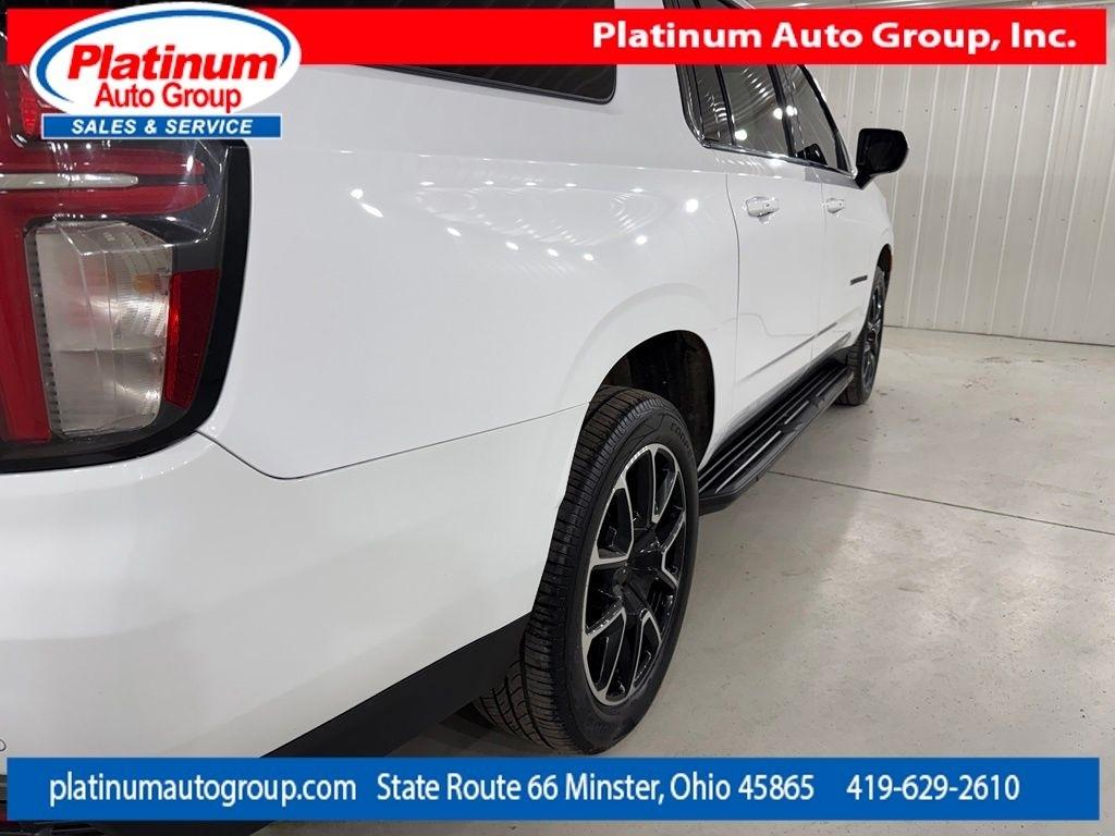 Chevrolet Suburban  2021
