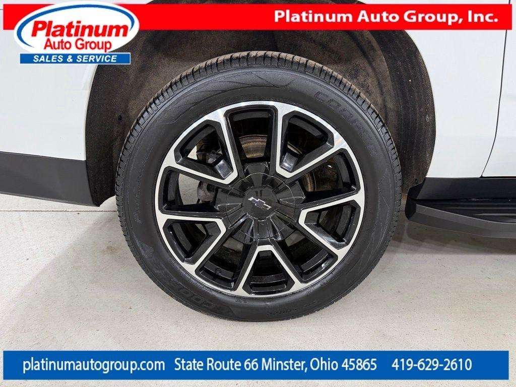 Chevrolet Suburban  2021