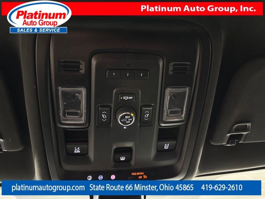 Chevrolet Suburban  2022