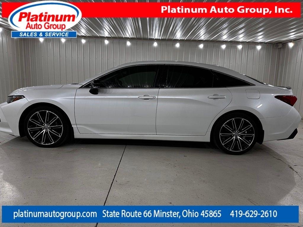 Toyota Avalon  2019