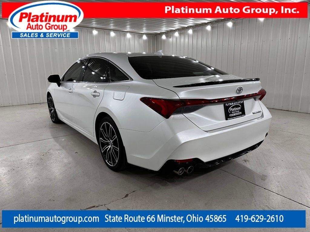 Toyota Avalon  2019