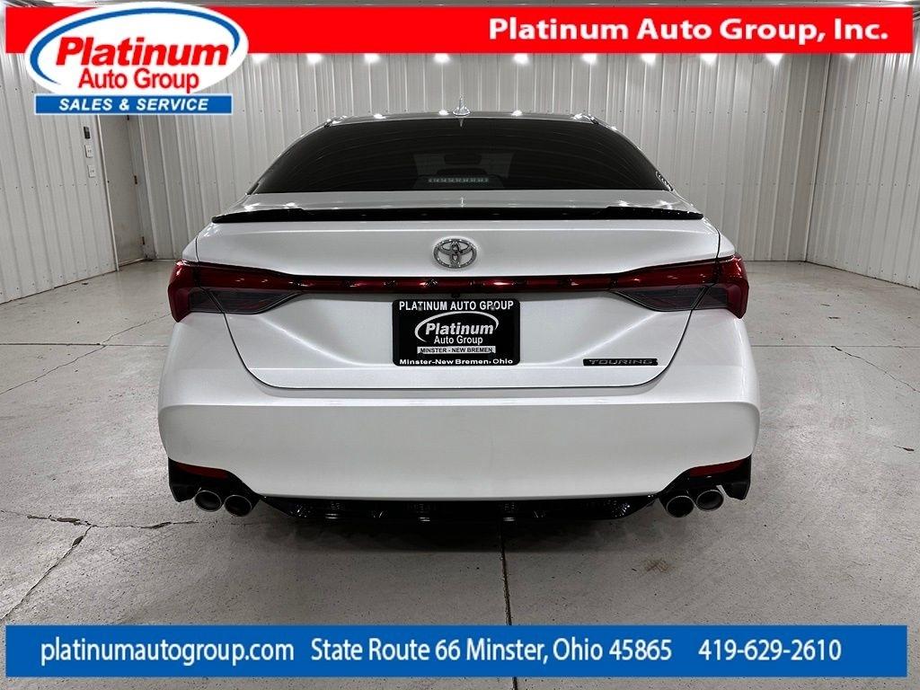 Toyota Avalon  2019